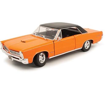 Maisto 1:18 Scale 1965 Pontiac GTO (Hurst Edition) Diecast Vehicle (Colors May Vary)