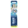 Oral-B Pro-Health Clinical Pro-Flex Toothbrush with Flexing Sides, 40S, Soft, 2 Count (Col