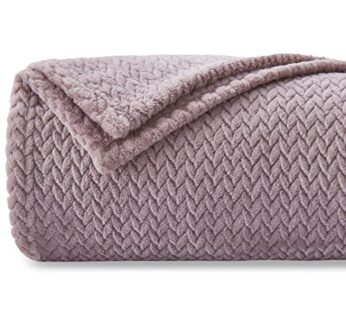 NEWCOSPLAY Super Soft Throw Blanket Light Purple Premium Silky Flannel Fleece Leaves Patte